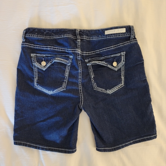 Rhythm in Blues Women's Stretch Blue Jean Shorts Denim Size 12 - Picture 8 of 9